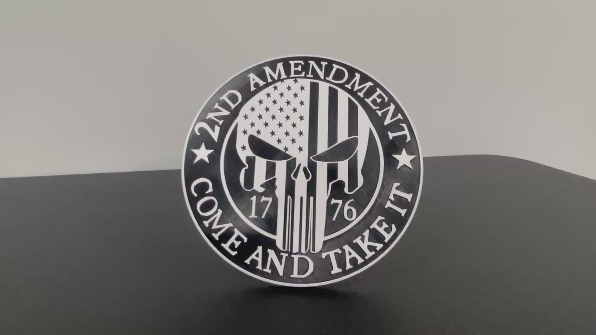 Patriotic Come & Take It 1776 Skull Hitch Plug