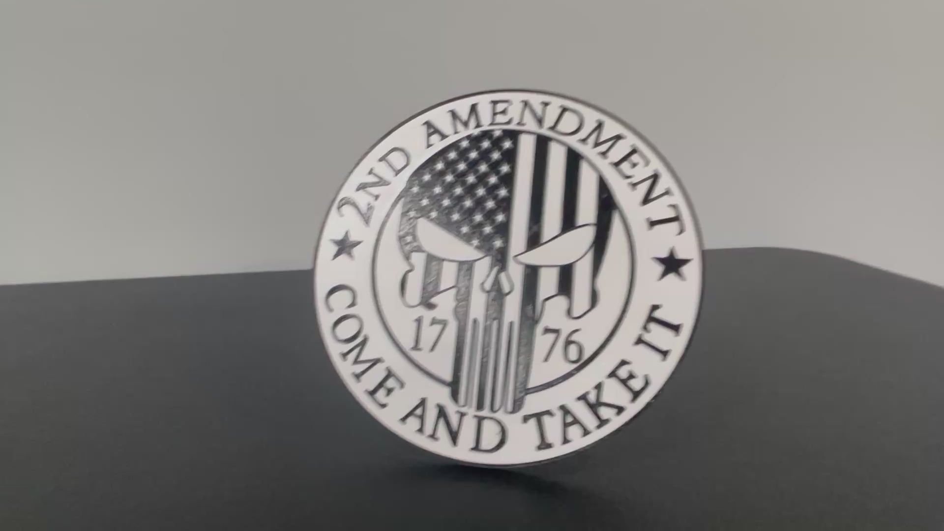 Patriotic Come & Take It Skull 1776 in White Hitch Accessory