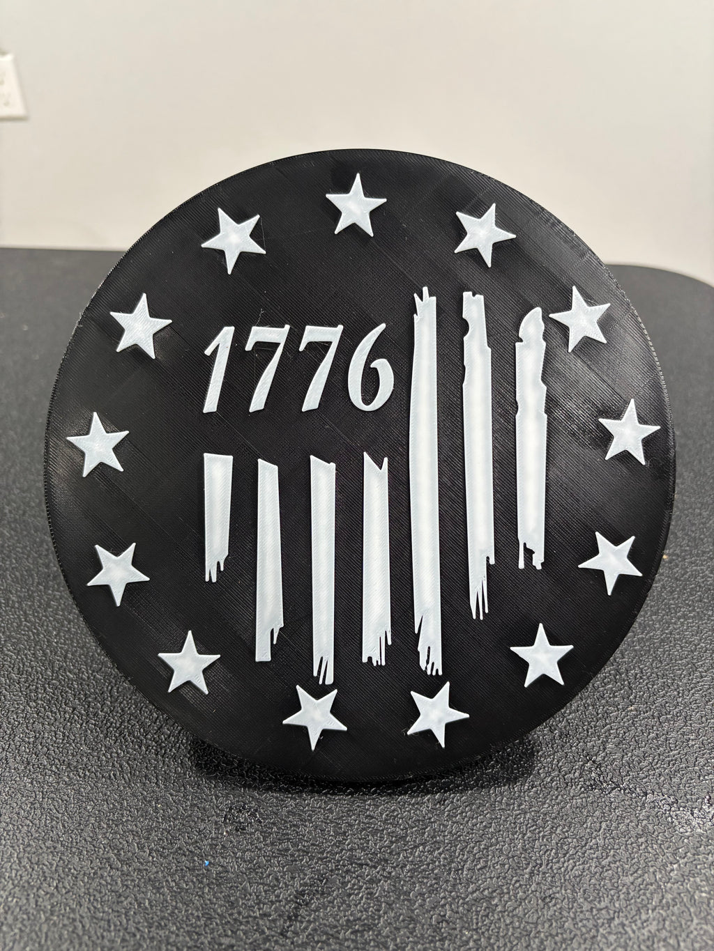 1776 Round Big Hitch Cover