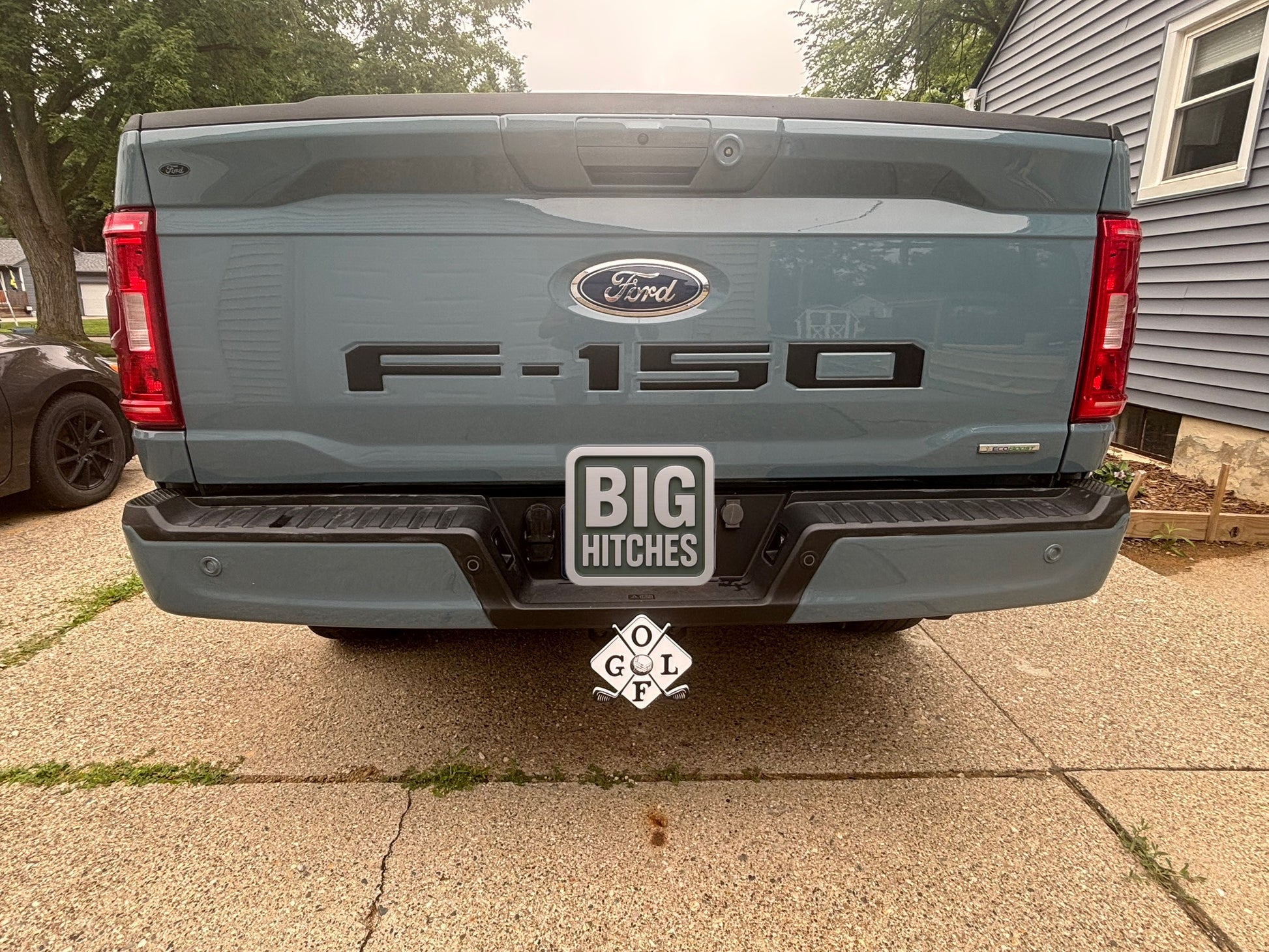 Outdoor Golf Hitch Accessory